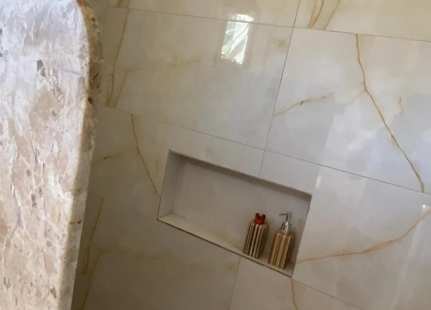 Quarto em Acomodações Particulares Villa Silva&Braga Pousada Arraial D'Ajuda Bahia-Verde Porto Seguro